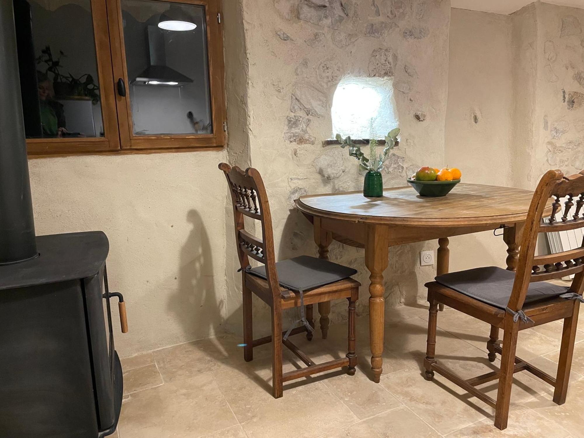 מונברון-לה-בה La Maison De Vergol מראה חיצוני תמונה